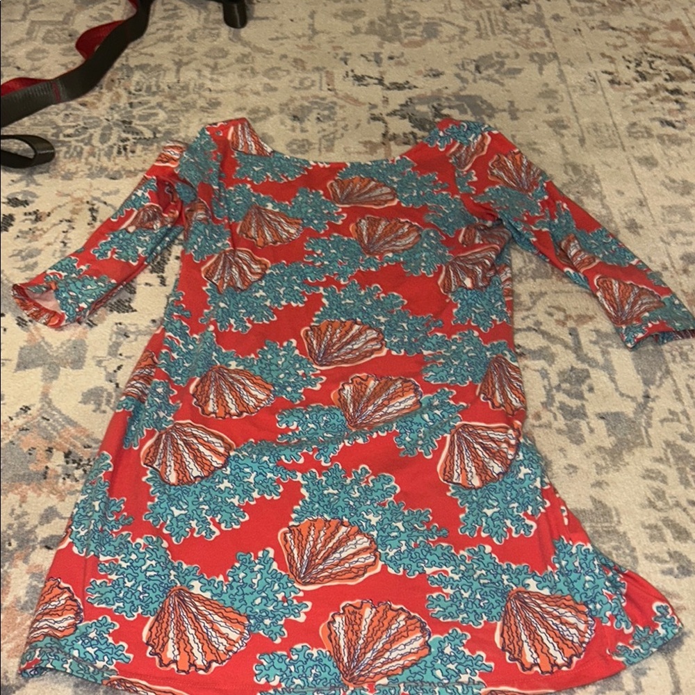 Lilly Pulitzer dress size large.